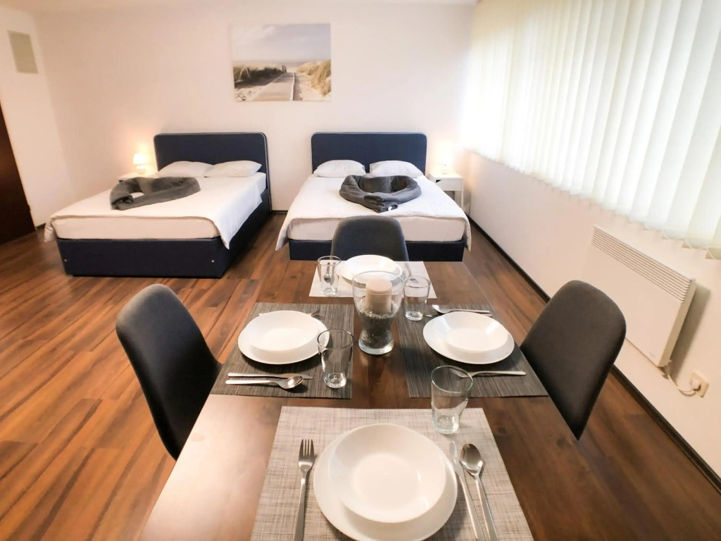 VIPs Apartments