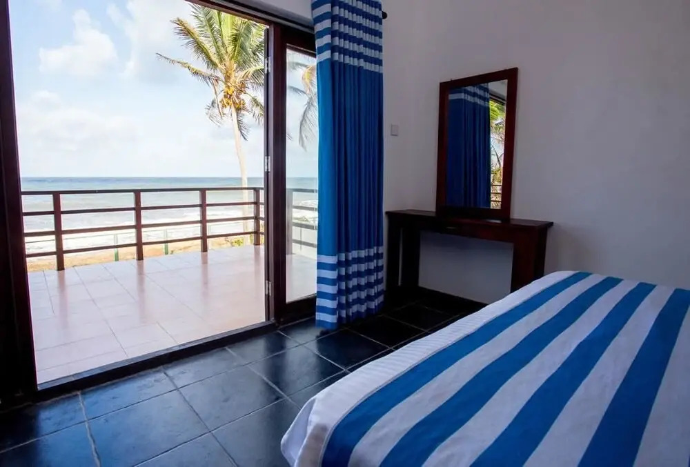 Reef bangalow