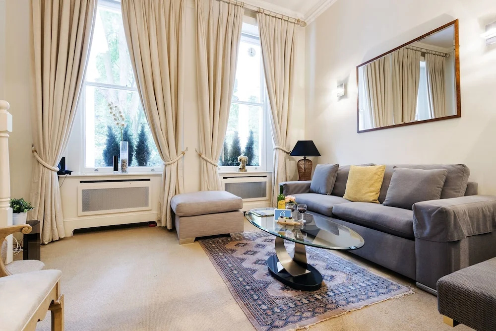 The South Kensington Courtfield Gardens - SM01