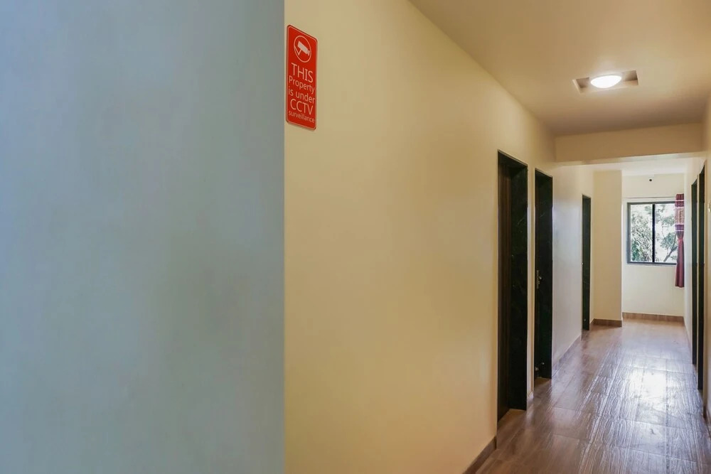 OYO 18815 Bhushan Residency