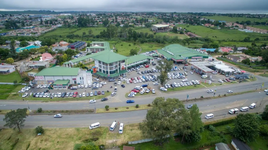 Hotel Savoy and Conference Centre
