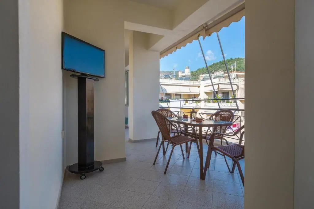 Liros House