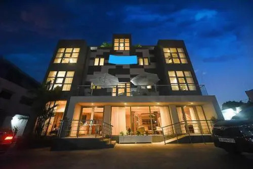 The Palms by Eagles Airport Residential