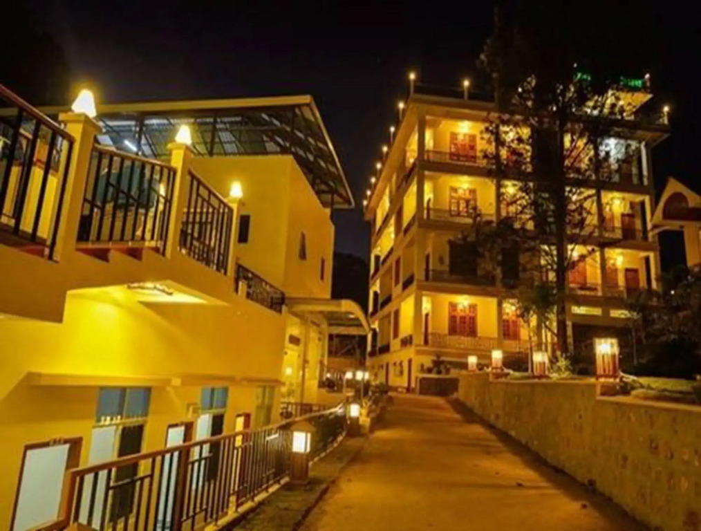 Pine Hill Resort