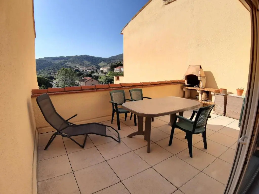 Superbe appartement de 94m2 avec vue sur le Fort St Elme