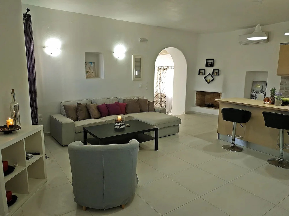 Sol House
