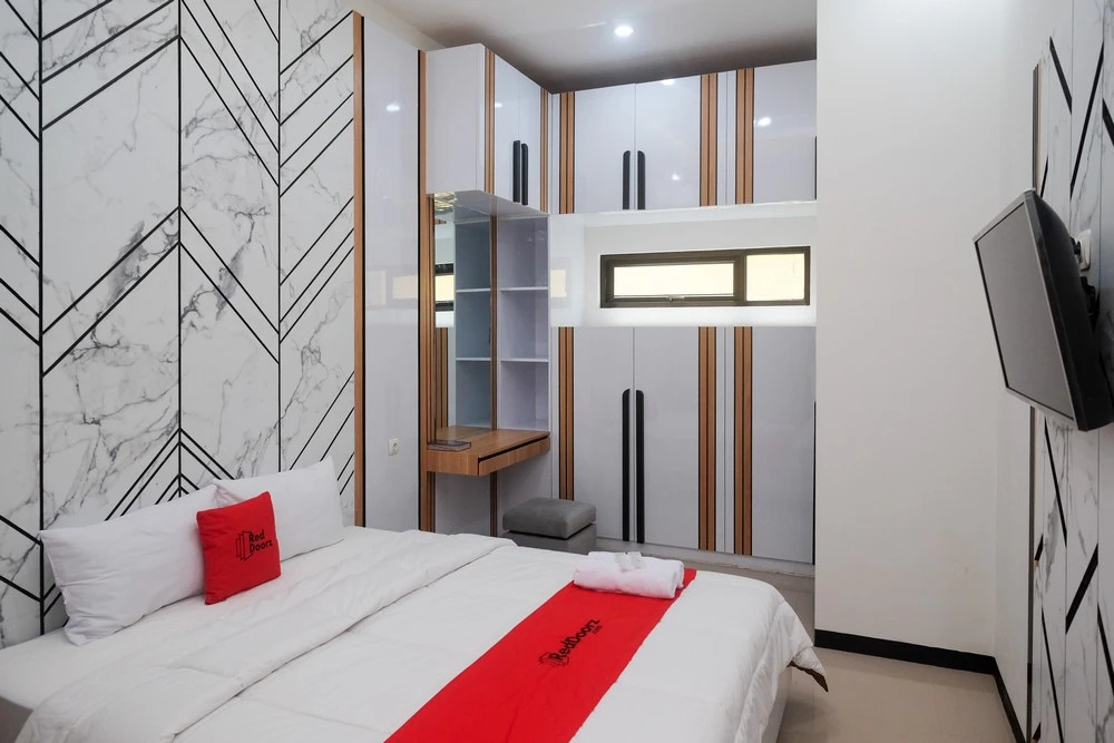 RedDoorz at Tasneem Puspowarno Semarang