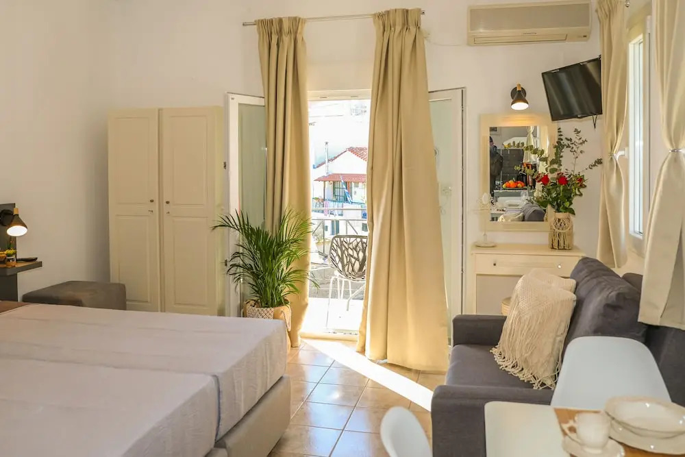 La FLEUR apartments