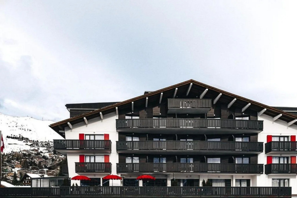 Experimental Chalet Verbier