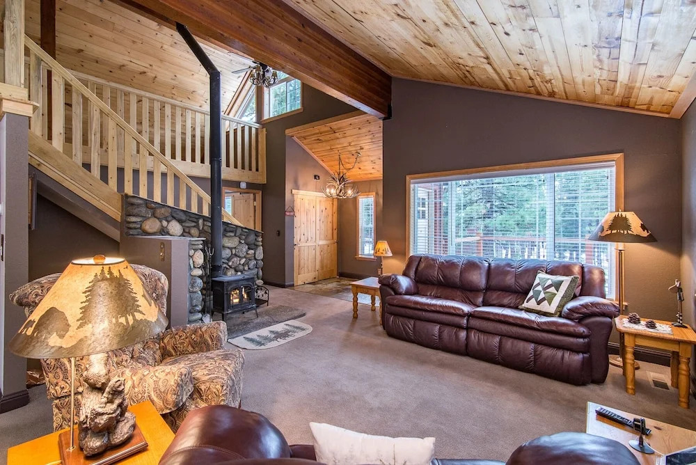 Tahoe Donner House by RedAwning