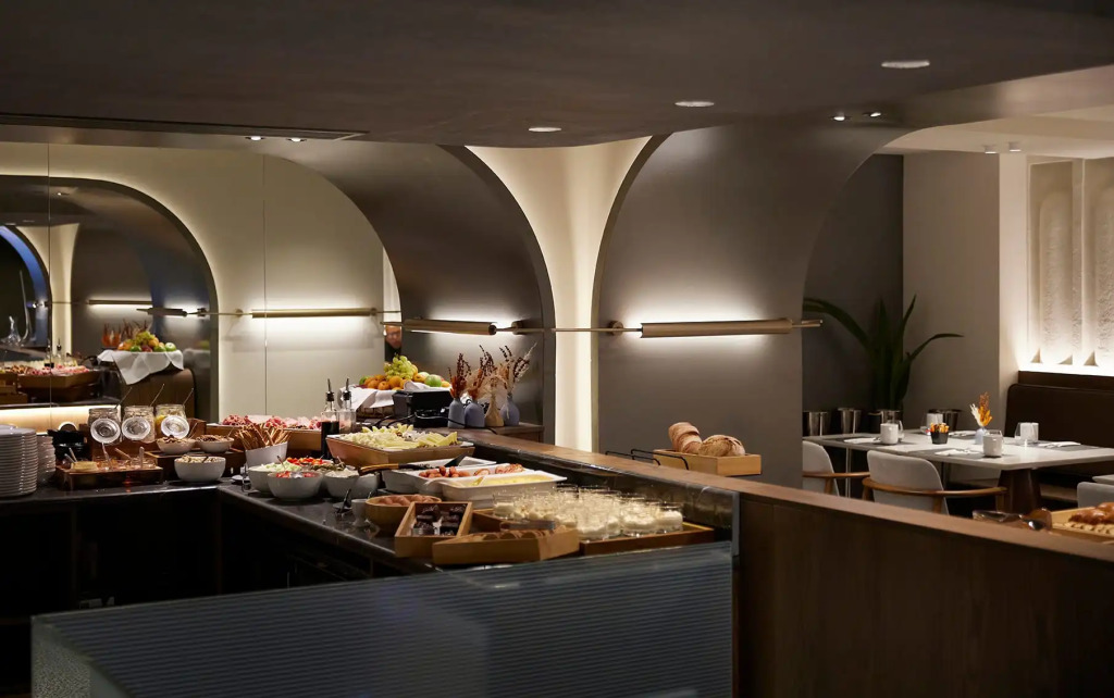Отель Teight Hotel