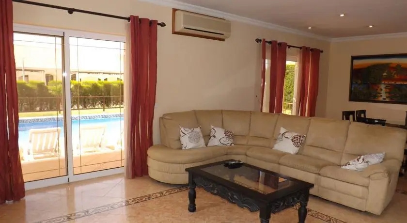 Villa Alegre