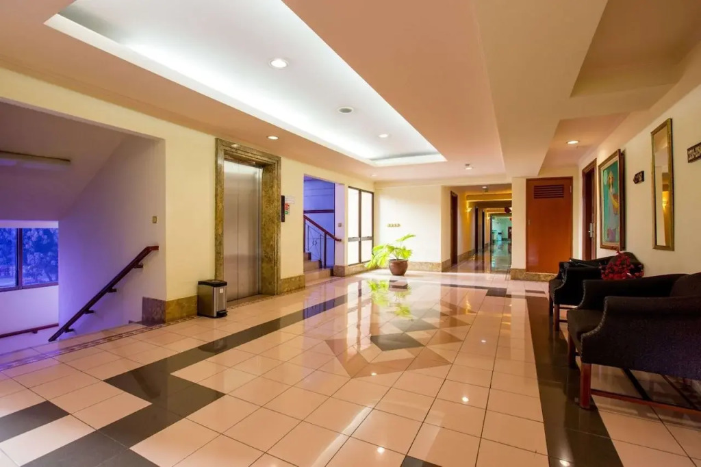 Asuka Hotel MM2100 Industrial Town