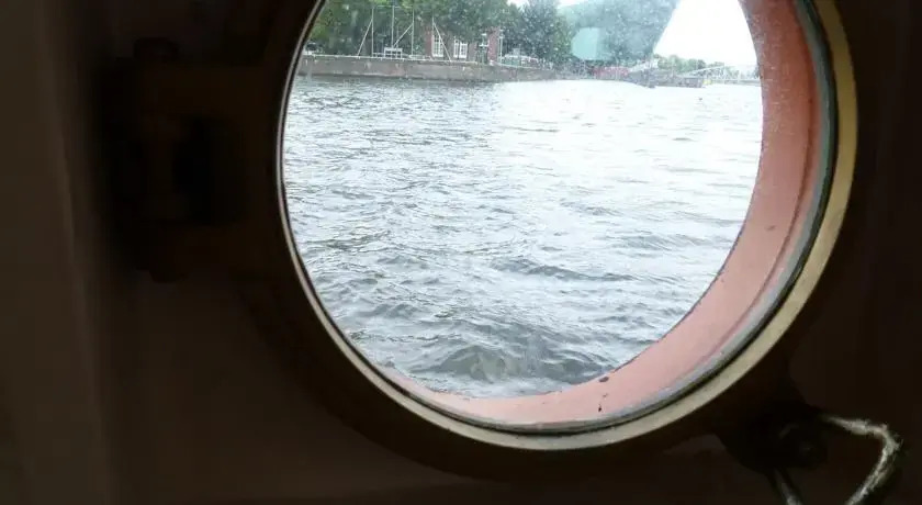Houseboat Alternatief