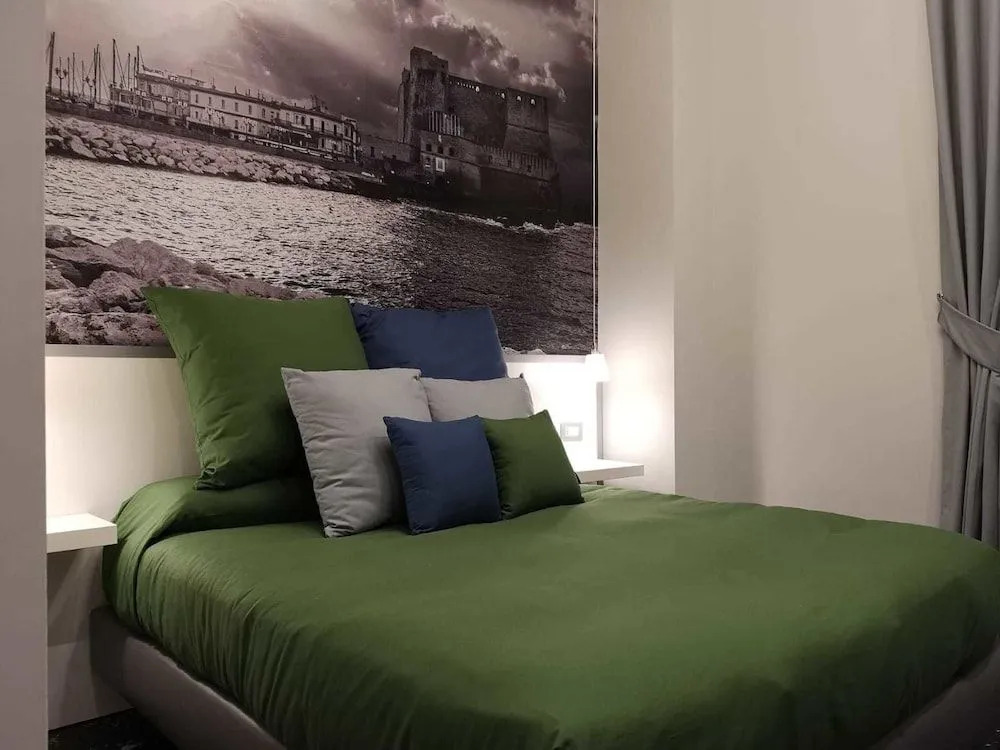 Beverello Rooms