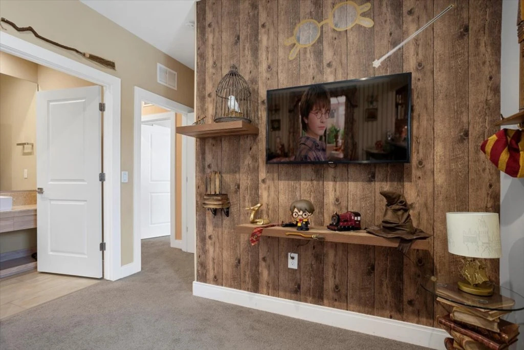 4 Bedrooms - 4,5 Bathrooms - Magic Village 7541 Bd