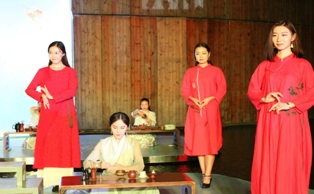 China Community Art Habitat Hotel