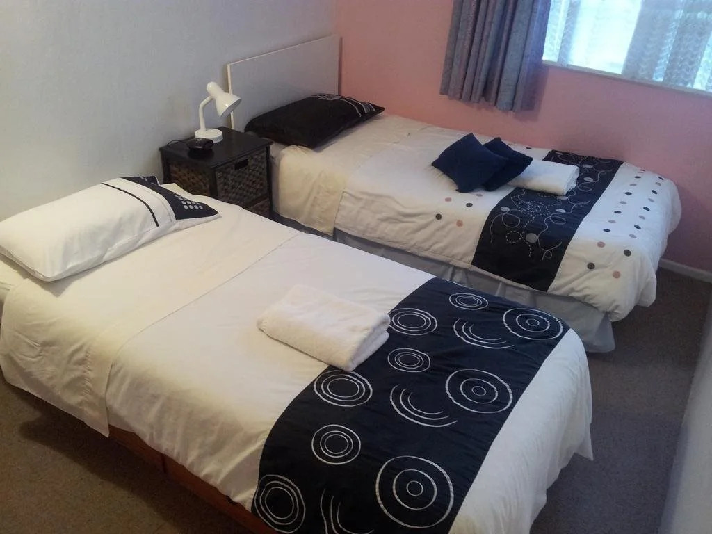 Airport Skyway Lodge