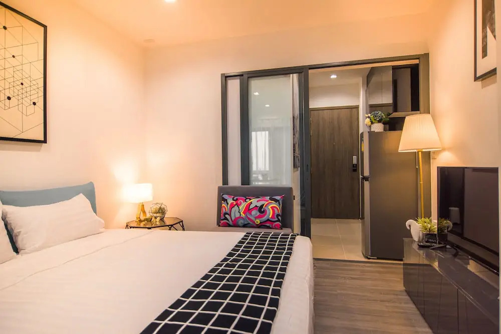 Roomme Hospitality The Rich Branch