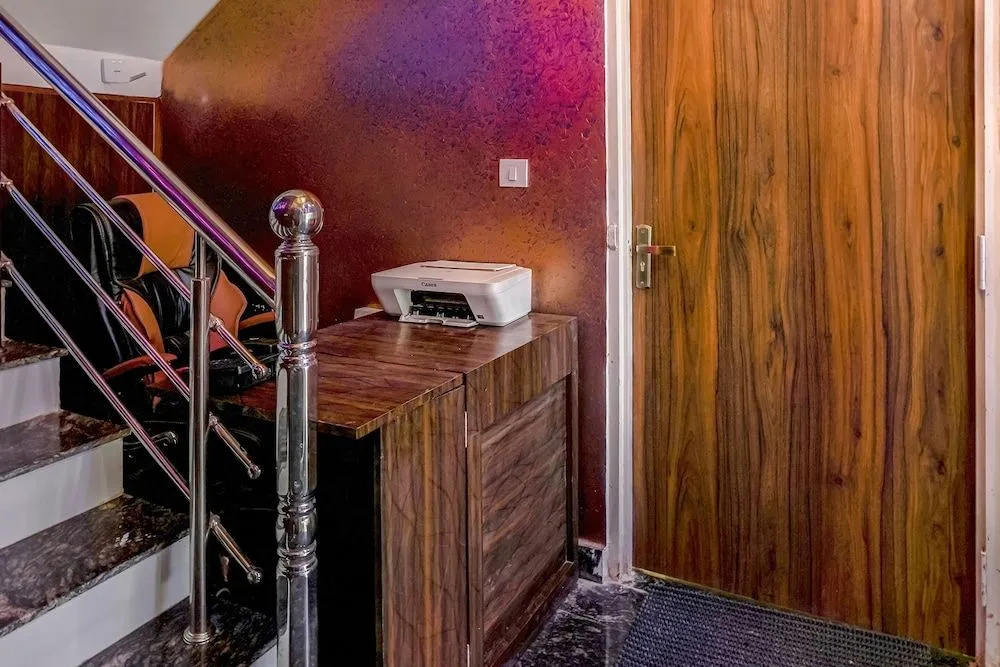 FabHotel Ceerock