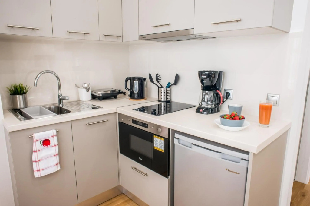 A23 Sunny & Cosy suite with balcony near Parthenon