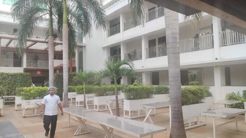 Hotel Madhuvan International