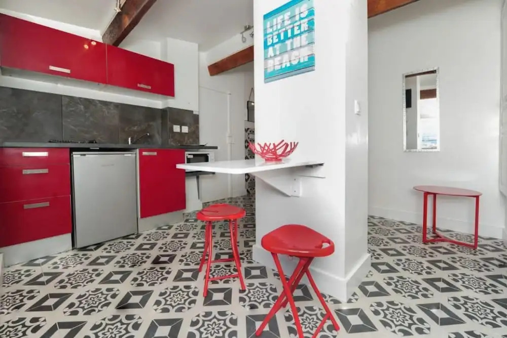 Studio Shopping Street Five Stars Holiday House