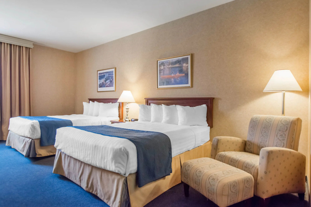Spark by Hilton Montreal Brossard