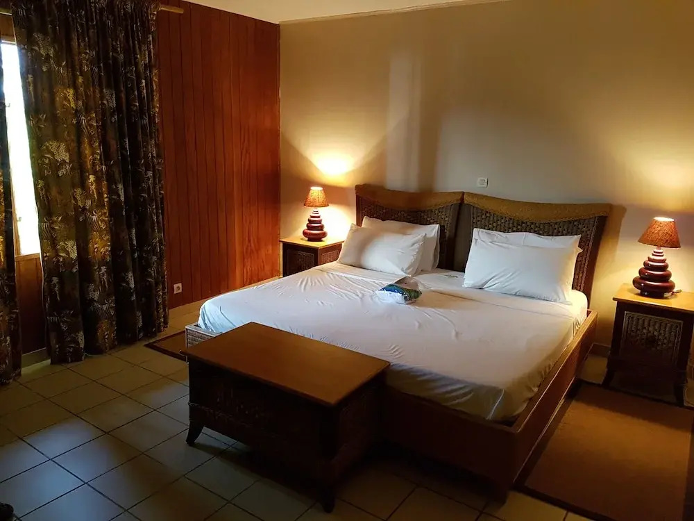 Lope Hotel