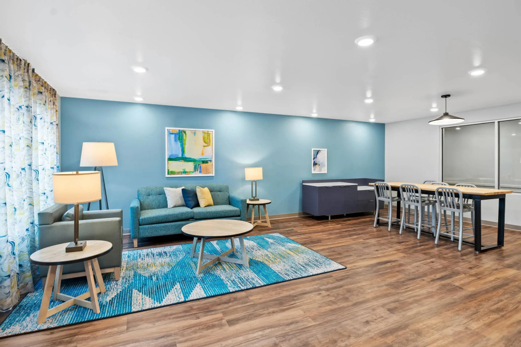 WoodSpring Suites Richmond Airport