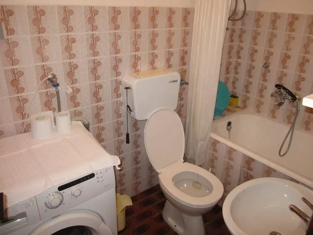 Bor - Cosy & Afordable - A1