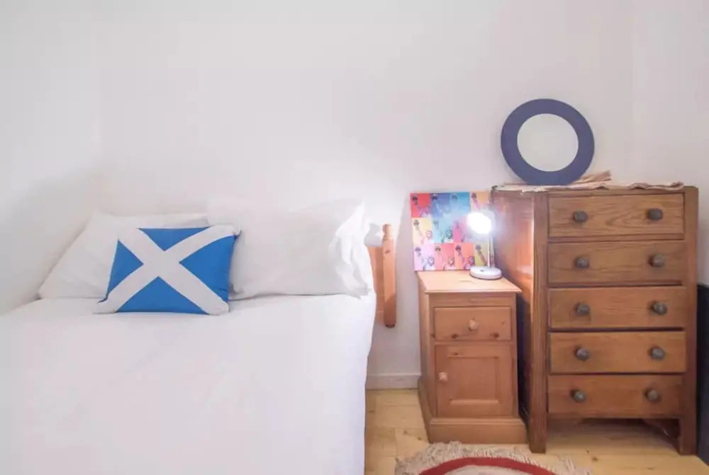 2 Bedroom Flat Near City Centre