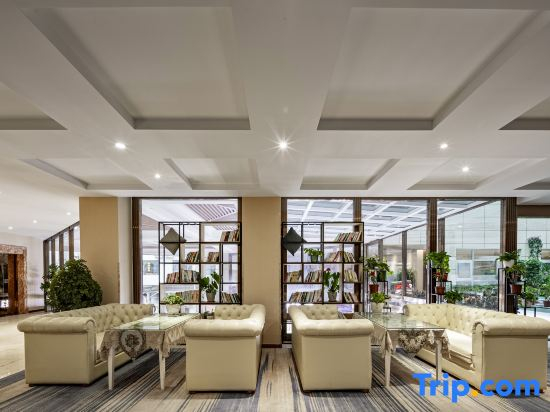 The Potala Palace Jicai International Hotel (Barkhor Street Branch)