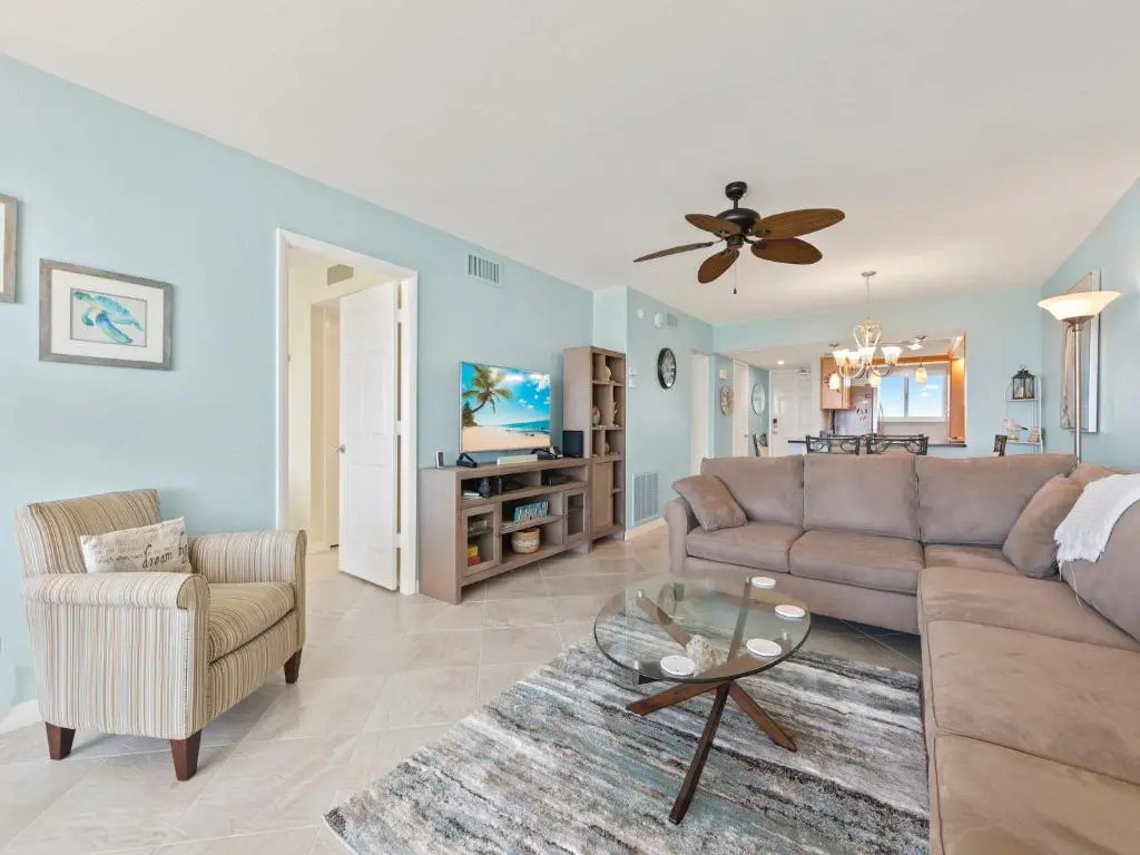 Sun Caper 808, 2 Bedrooms, Sleeps 4, Gulf Front, Heated Pool, Elevator