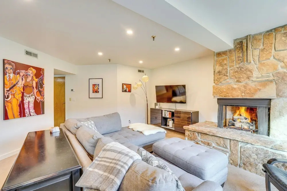 180-degree Snow Park Views: Condo Near Deer Valley