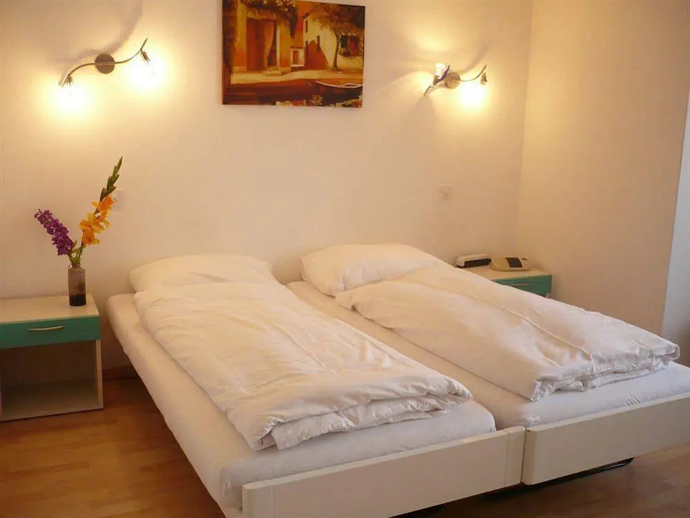 Hotel Grischunata Weiss Kreuz
