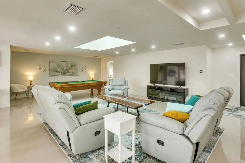 Luxe Canal Home 2 King Suites Huge Salt Pool