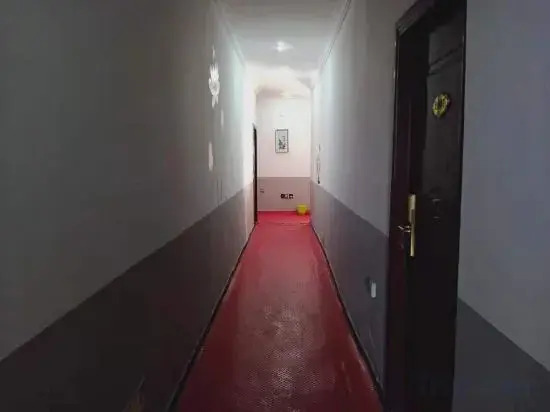 Lipu Yihua Hotel