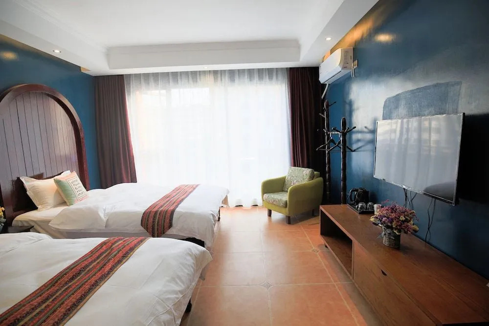 The Time On the Cloud Theme Inn