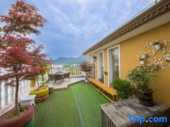 Floral Hotel · Yongjia Big House hotel (Furong Ancient Village Lishui Ancient Street)