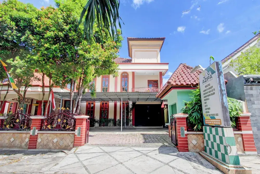 Hotel O Solo near RS JIH Solo formerly Azifa Inn