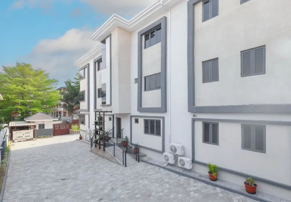 AIN Apartments