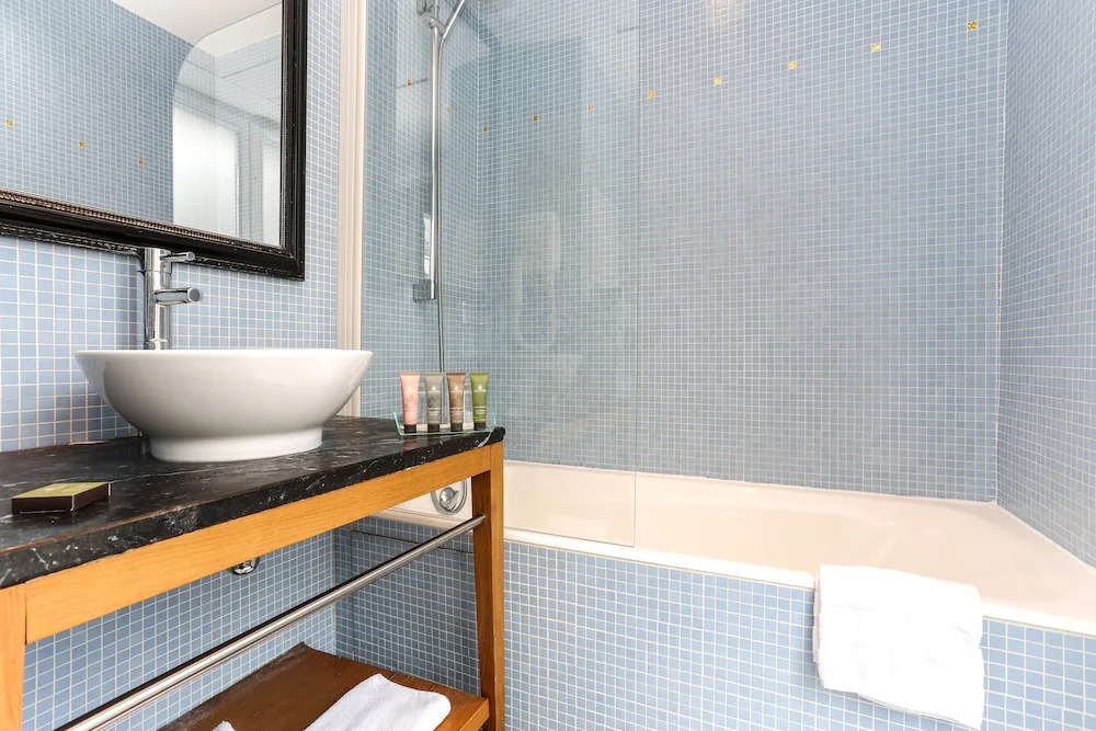 Appart Hotel Avalon Paris Gare du Nord