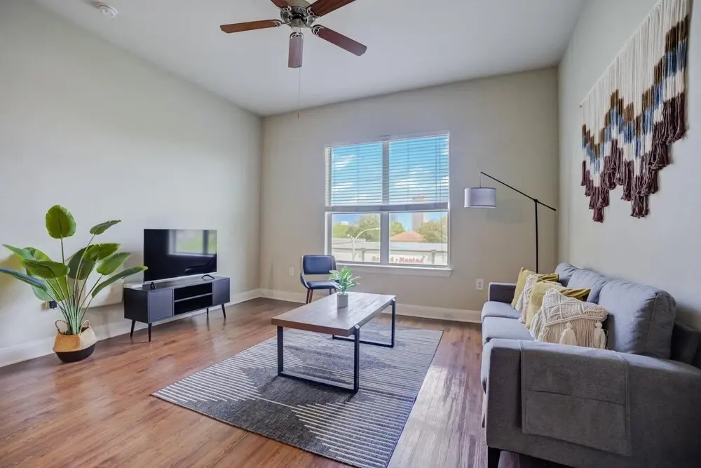 FRONTDESK SYNC Med Center Apts Houston