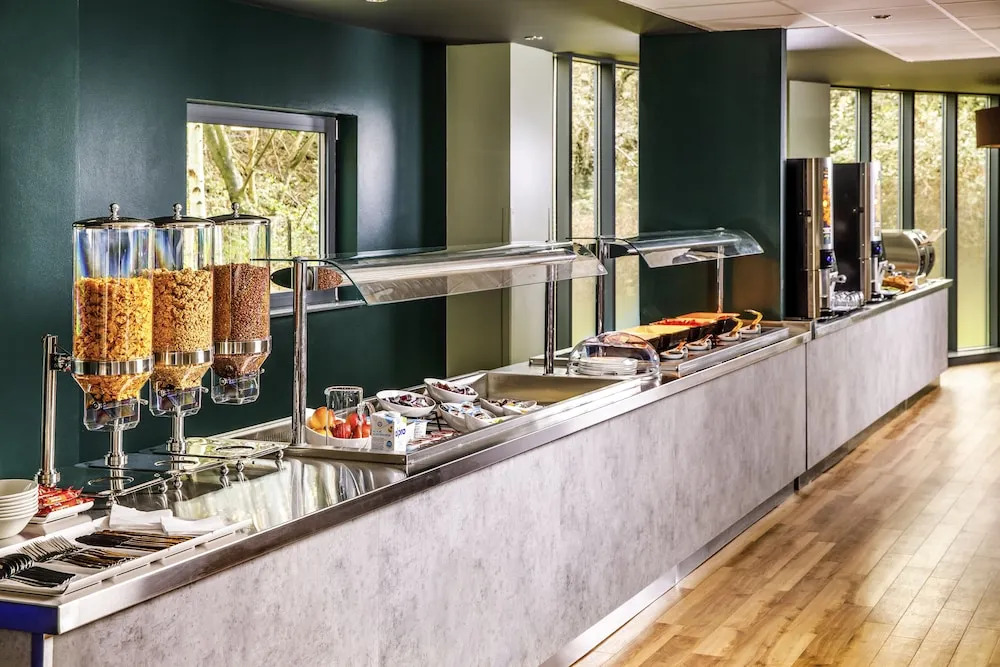 Ibis London Heathrow T5