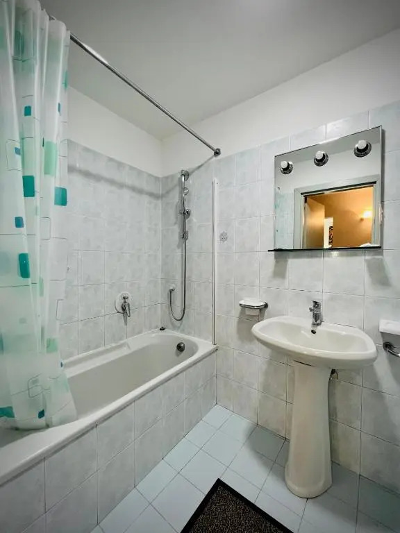 CASA BANON