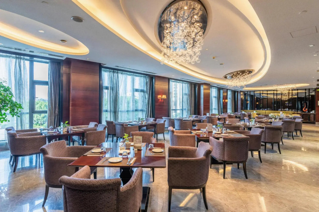 Rich Global Hotel
