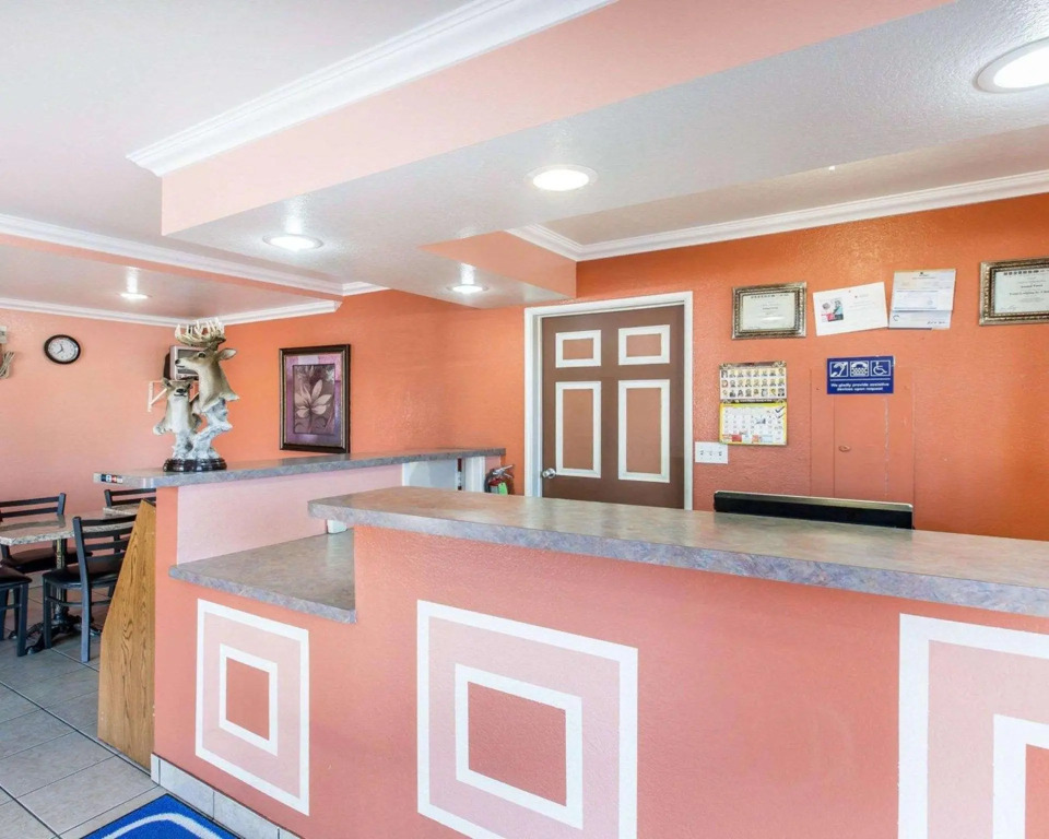 Studio 6 Suites San Bernardino, CA