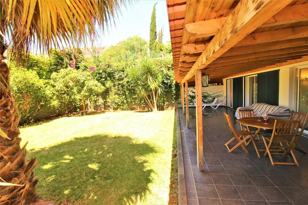 Apartment With Very Big Garden Near Beach