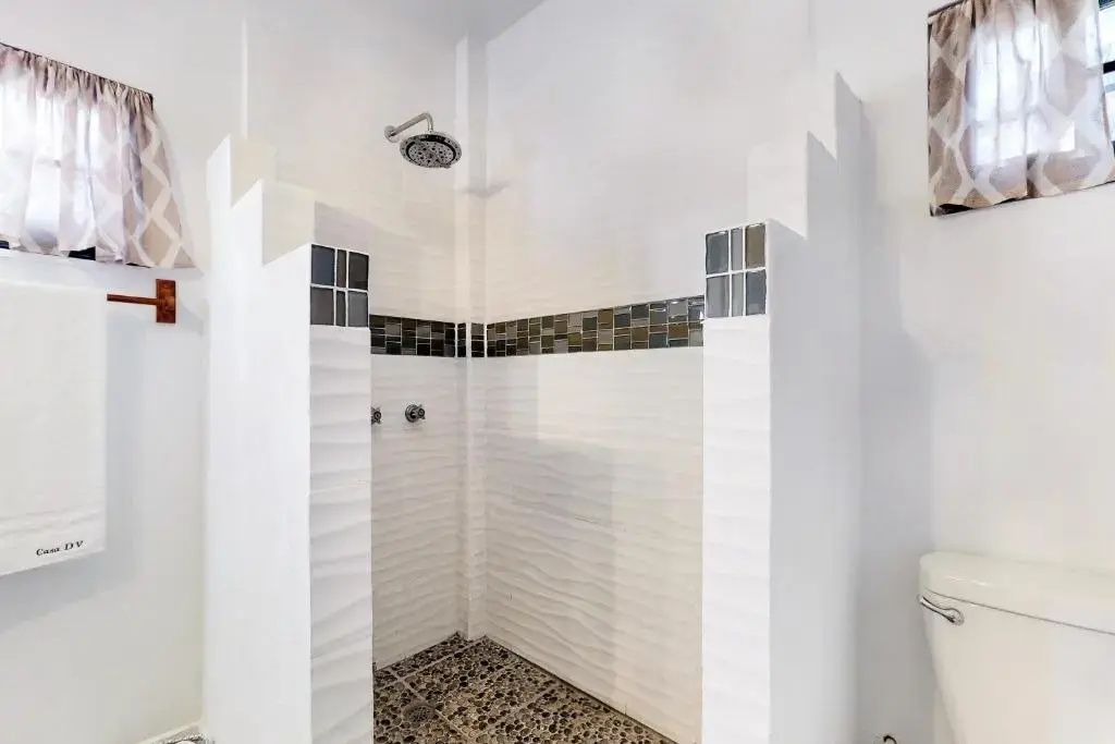 Rainforest Suite at Casa DV Suites -Gold Standard Certified
